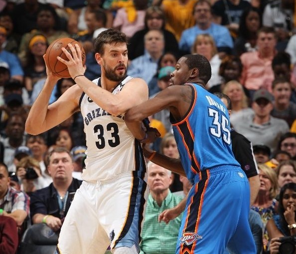 他同样展示 他同样展示